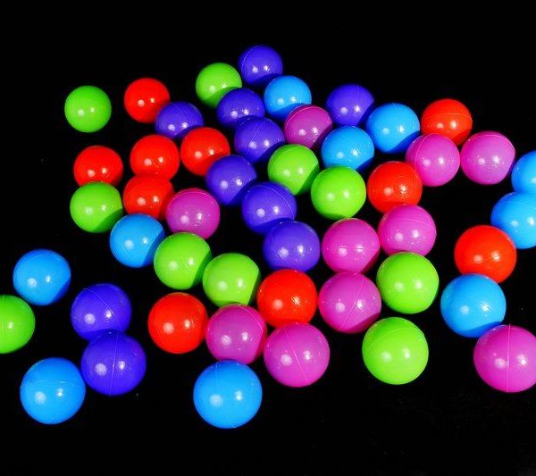 Plastové míčky 50 ks (5,5 cm)